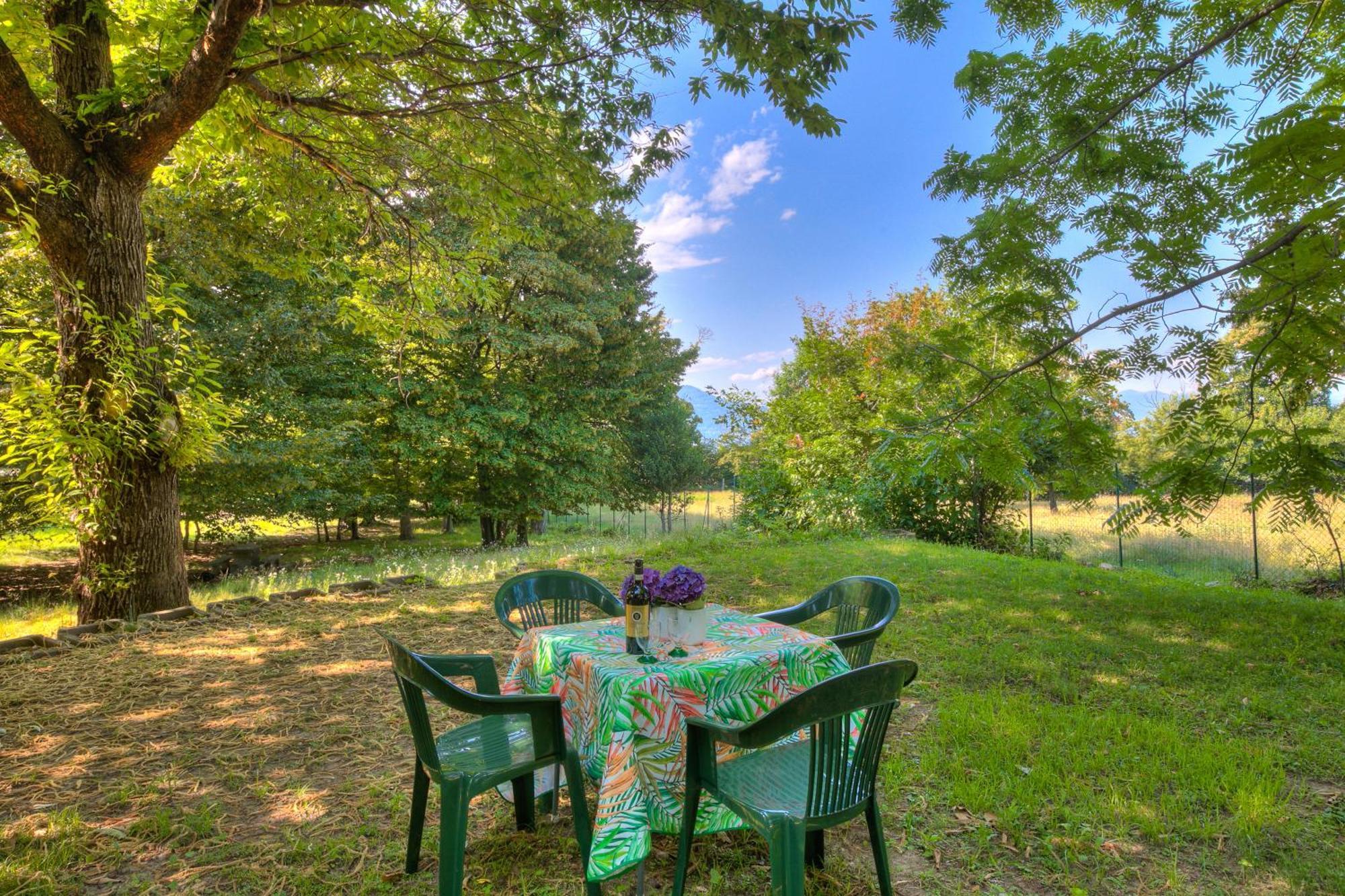 Villa Il Castagno Few Min From Beach - Happy Rentals Castelveccana Exterior foto